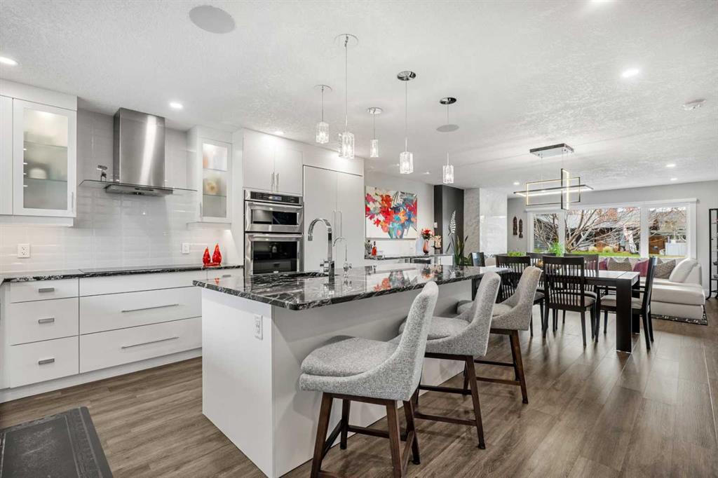 Picture for 348 Parkwood Close SE