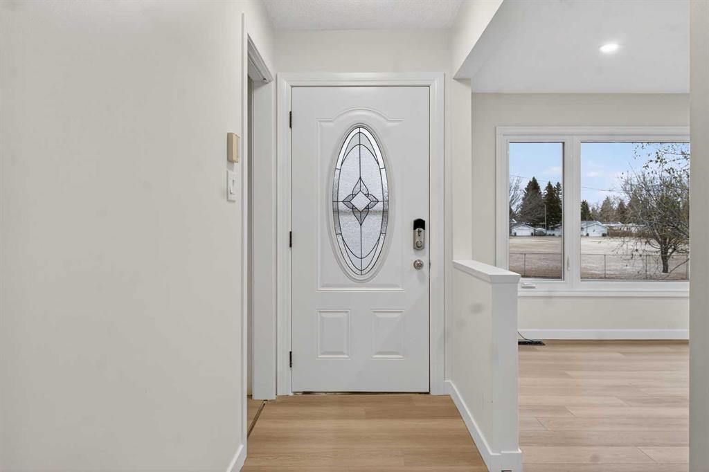 Picture for 4411 53 Street NW