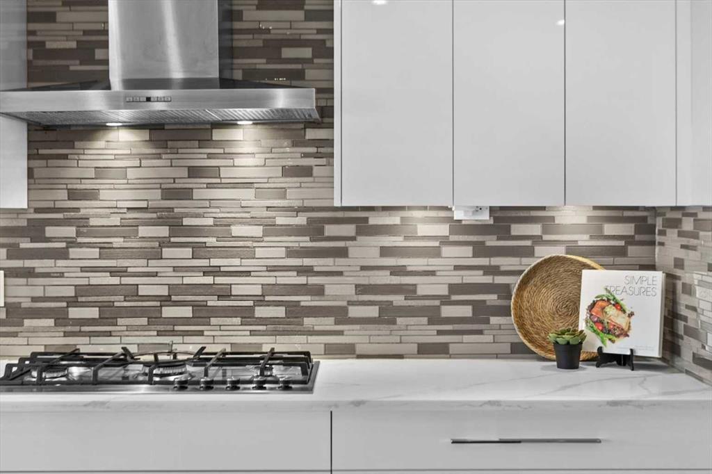 Picture for 21 Rockbluff Place NW