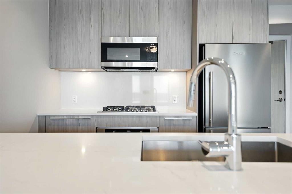 Picture for 1407, 530 3 Street SE