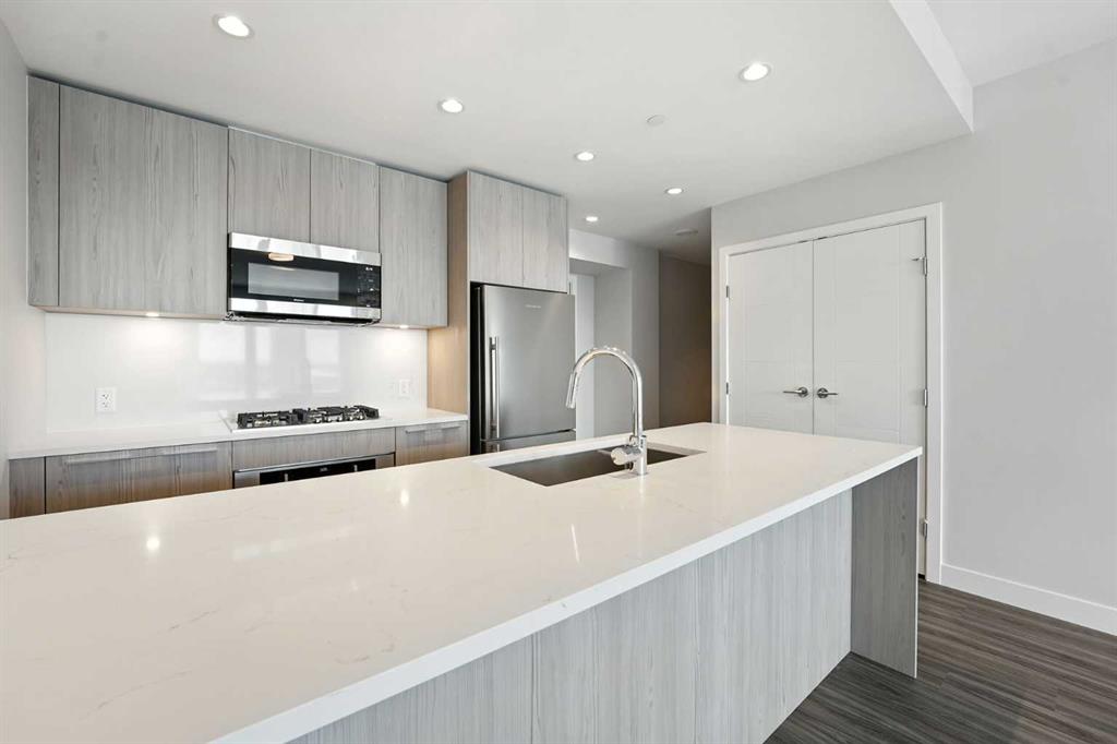 Picture for 1407, 530 3 Street SE