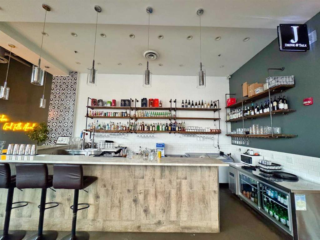 Picture for 123 Any Street 