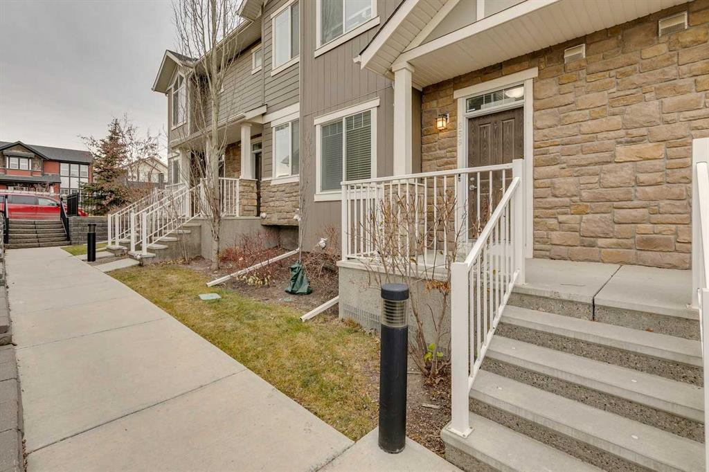 Picture for 659 Evanston Manor NW