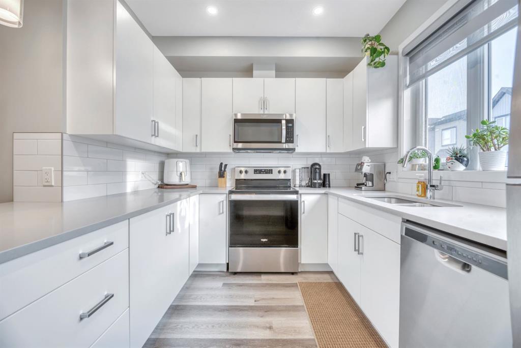 Picture for 207, 850 Belmont Drive SW