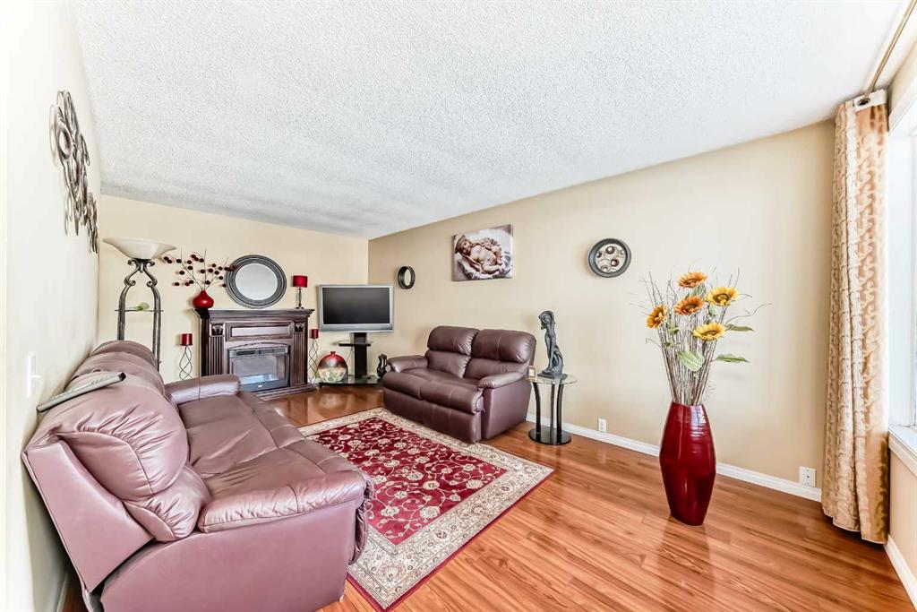 Picture for 208 Bracewood Road SW