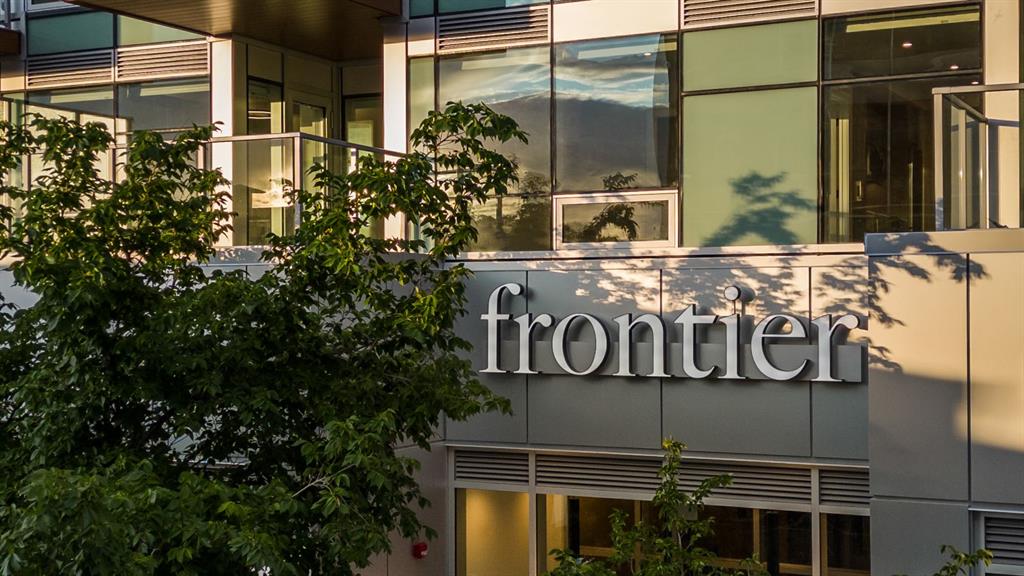 Picture for 440, 110 18A Street NW