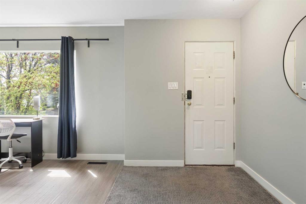 Picture for 173 Gordon Drive SW