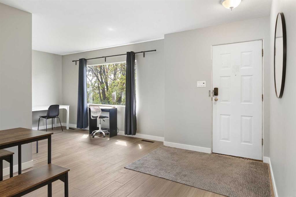 Picture for 173 Gordon Drive SW