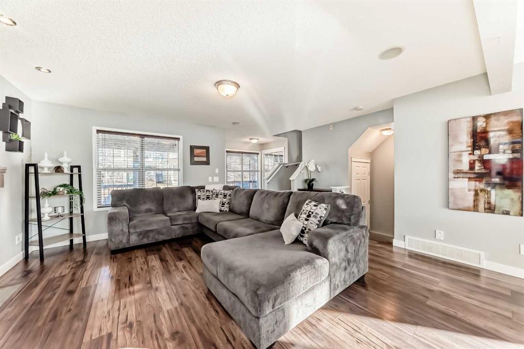 Picture for 115 Covepark Place NE