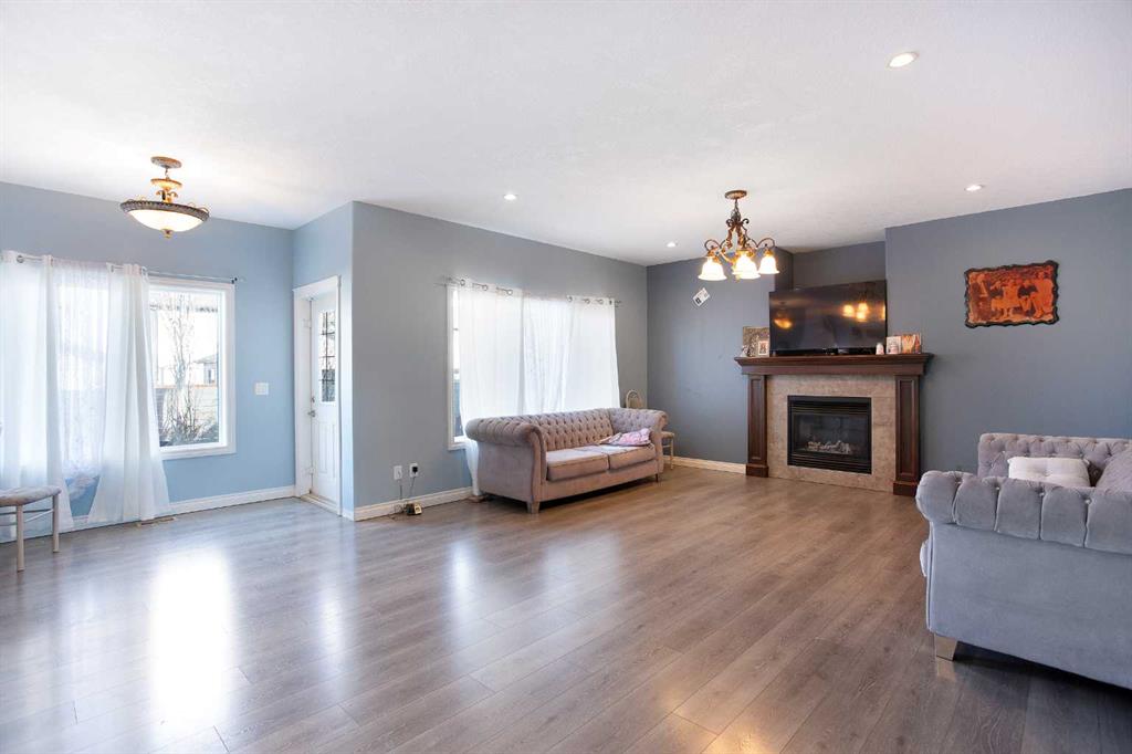 Picture for 56 Baywater Court SW