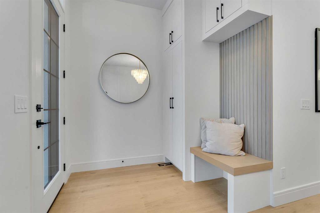 Picture for 1727 19 Avenue NW