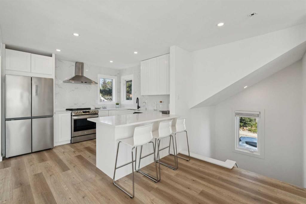 Picture for 809 9 Street NE