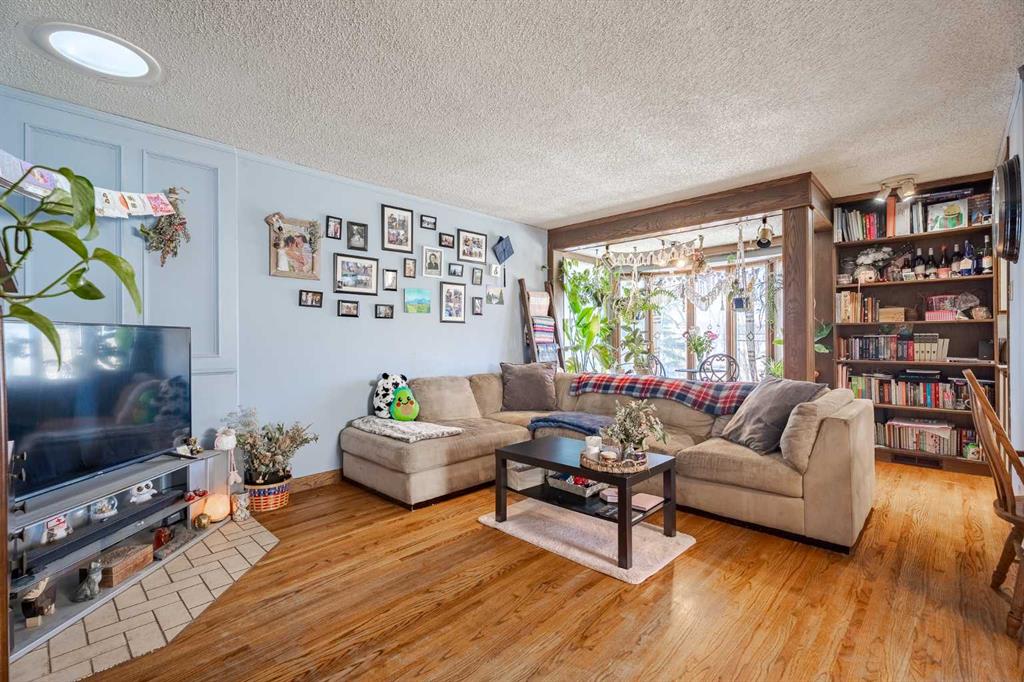 Picture for 3124 14 Street NW