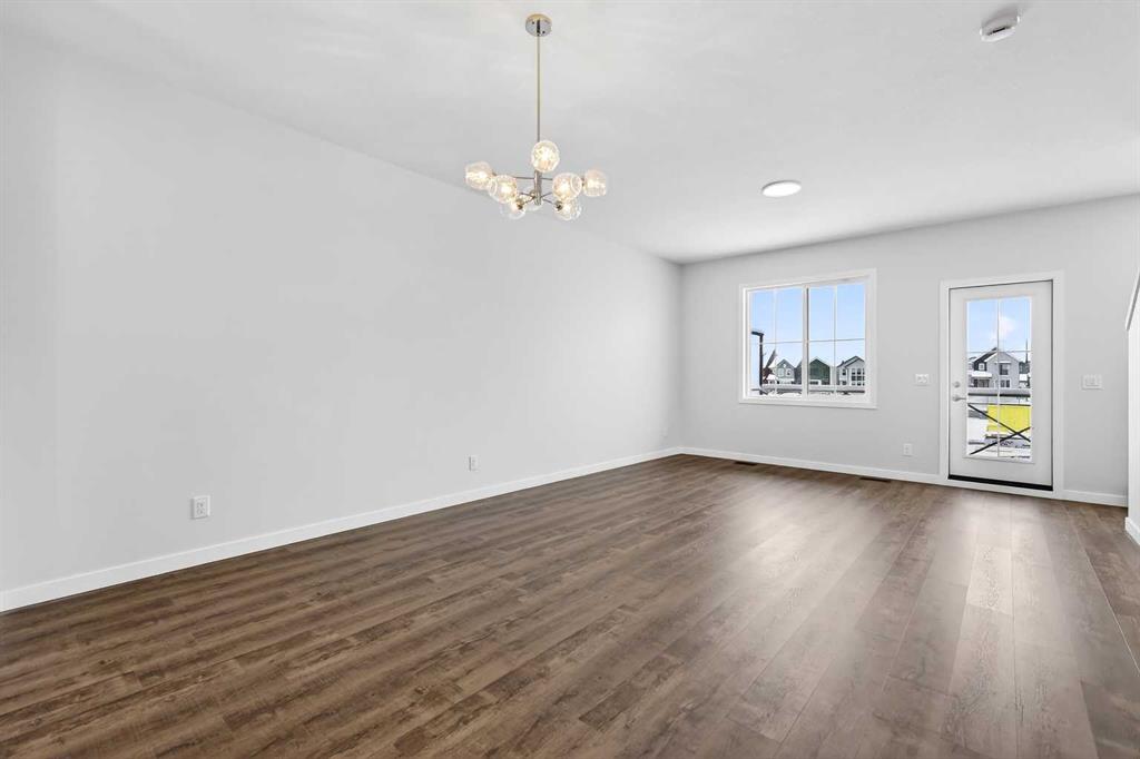 Picture for 120, 1750 Rangeview Drive SE