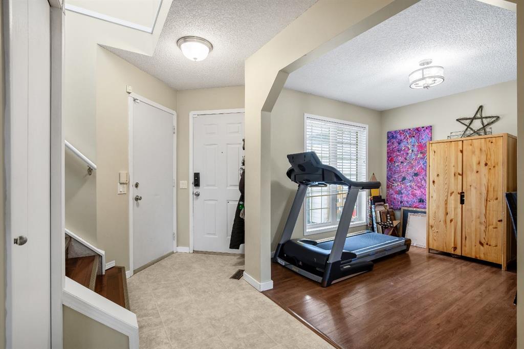 Picture for 42 Douglas Glen Green SE