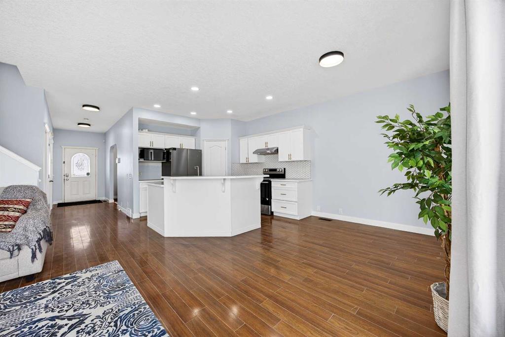 Picture for 162 Prestwick Landing SE