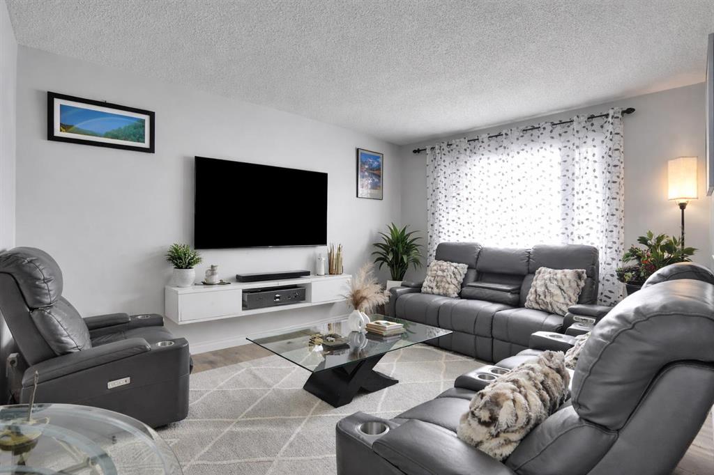 Picture for 44, 12 Templewood Drive NE