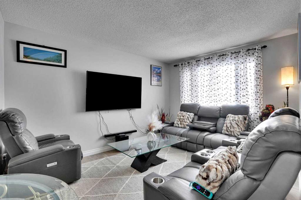 Picture for 44, 12 Templewood Drive NE