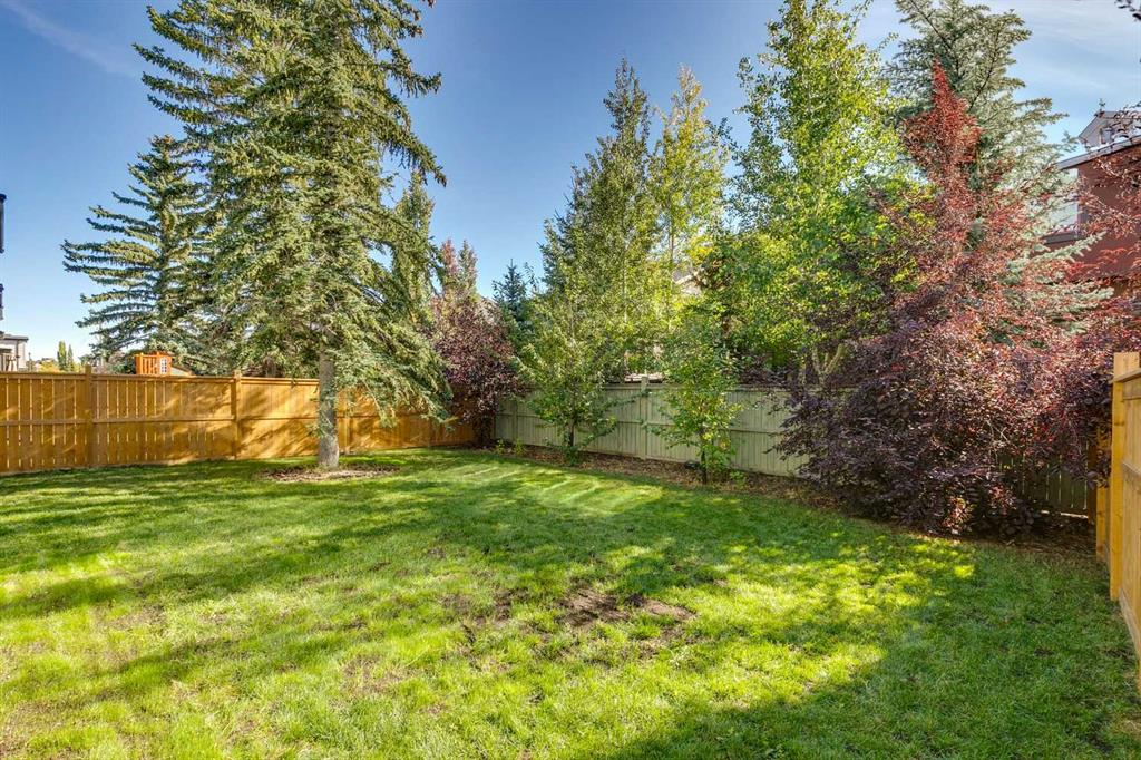 Picture for 7901 8A Avenue SW