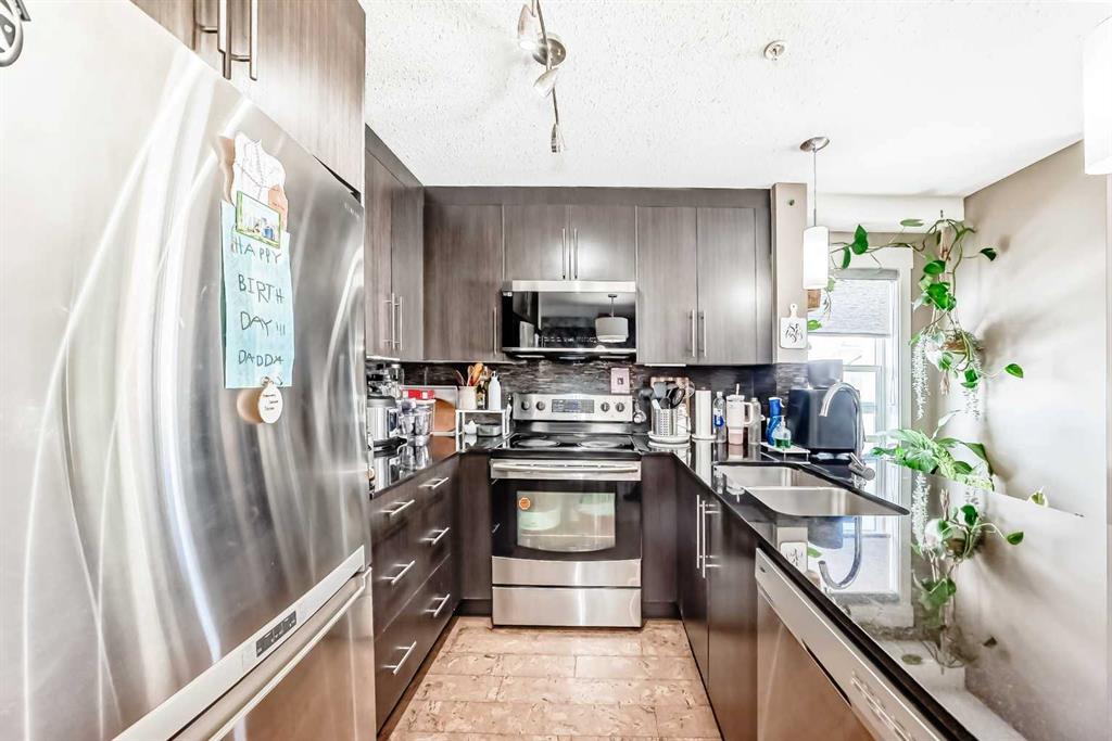 Picture for 3301, 155 Skyview Ranch Way NE