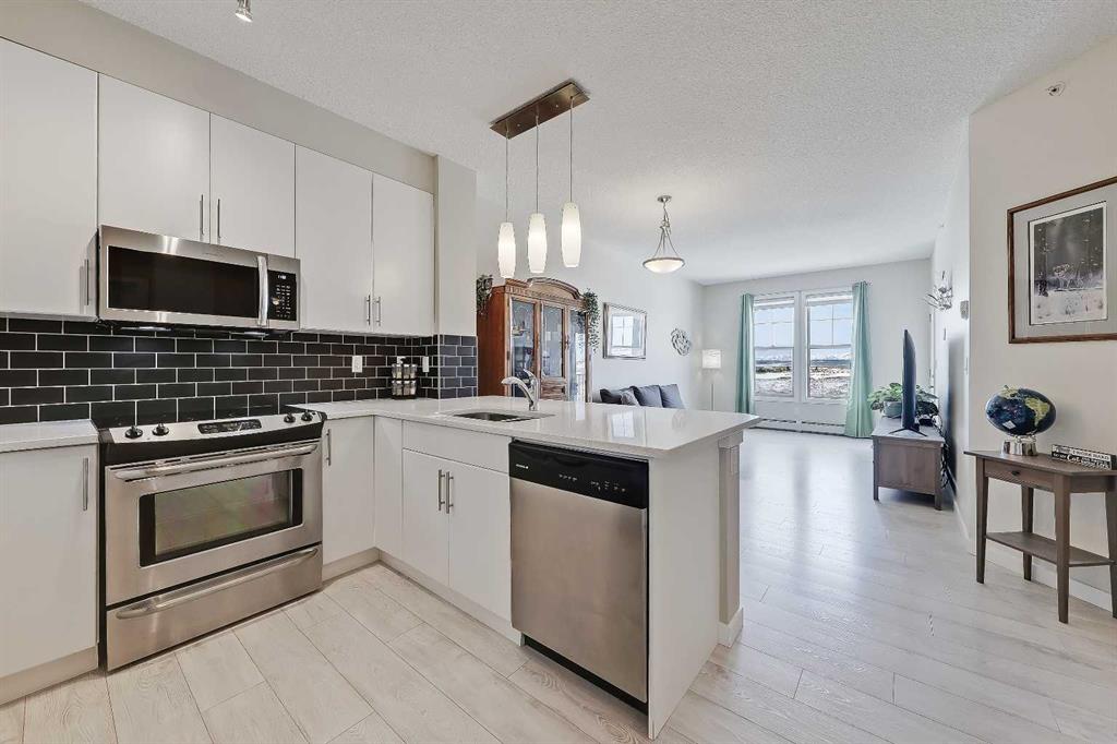 Picture for 426, 207 Sunset Drive 