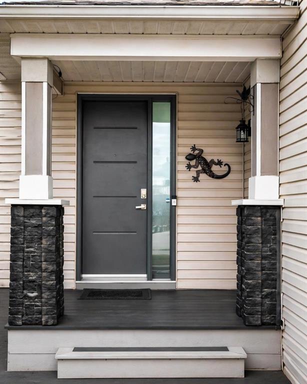 Picture for 220 Douglas Glen Bay SE