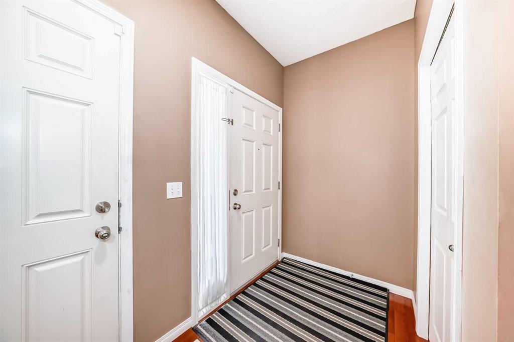 Picture for 148 Saddlecrest Gardens NE