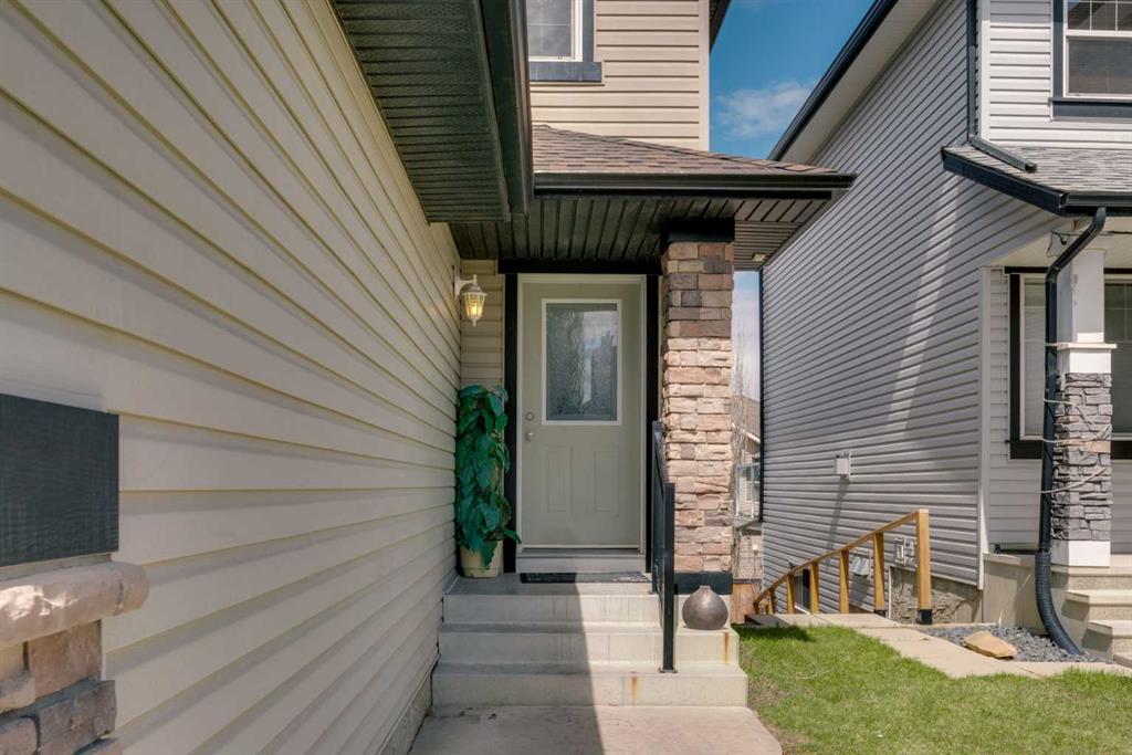 Picture for 133 Everwoods Close SW