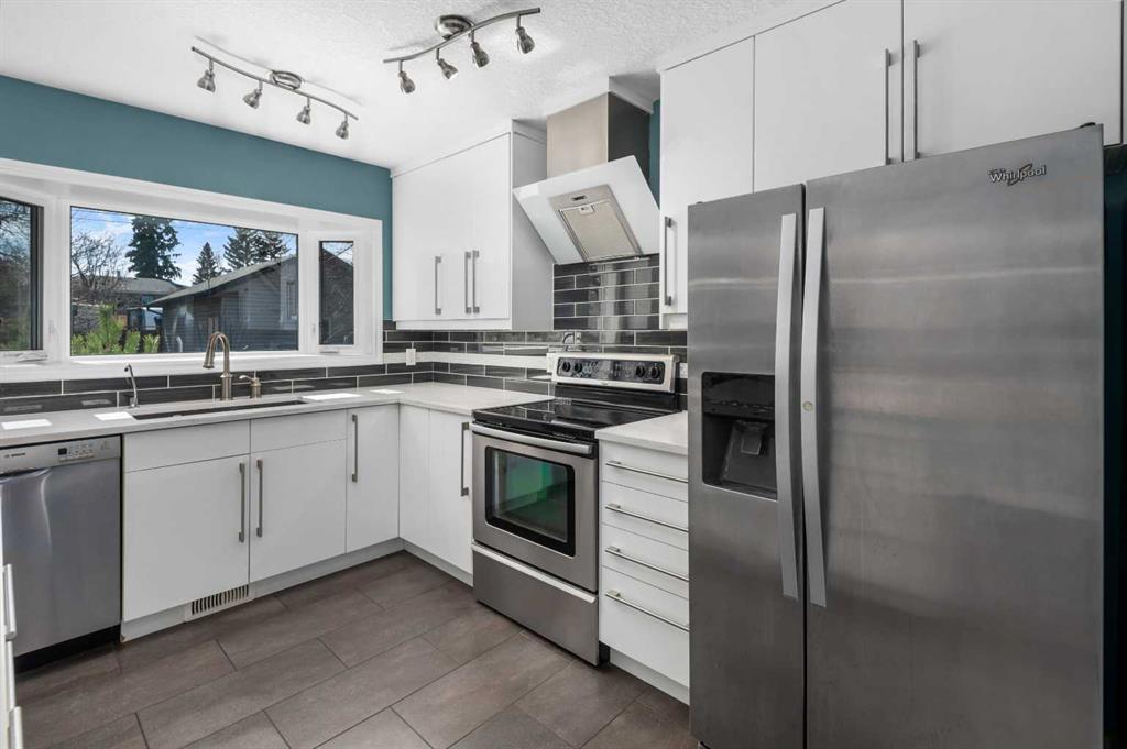 Picture for 803 94 Avenue SW