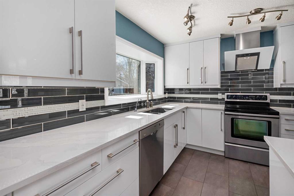 Picture for 803 94 Avenue SW