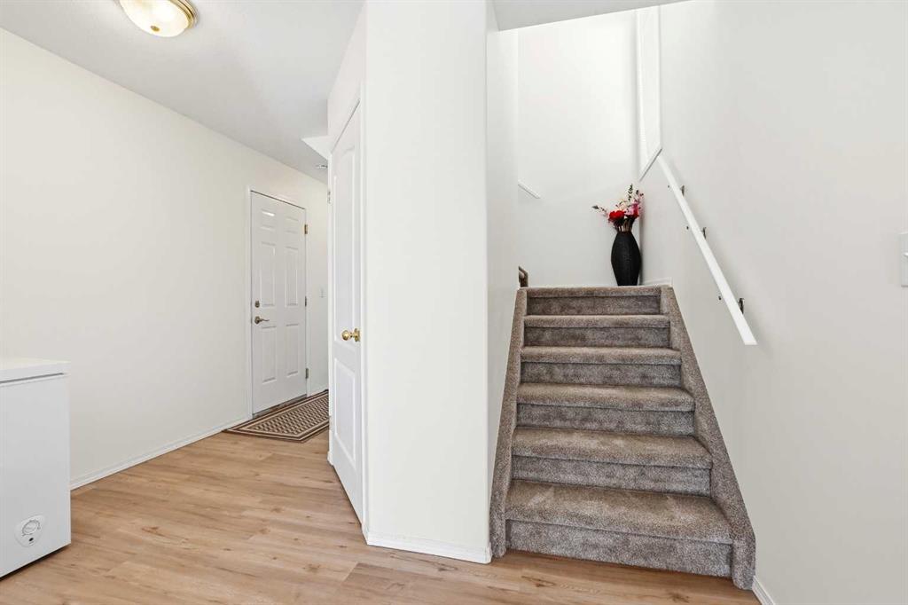 Picture for 4823 45 Avenue 