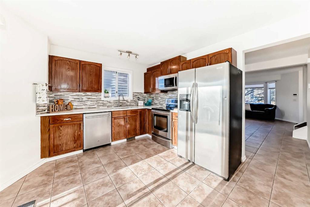 Picture for 11 MARTINRIDGE Place NE