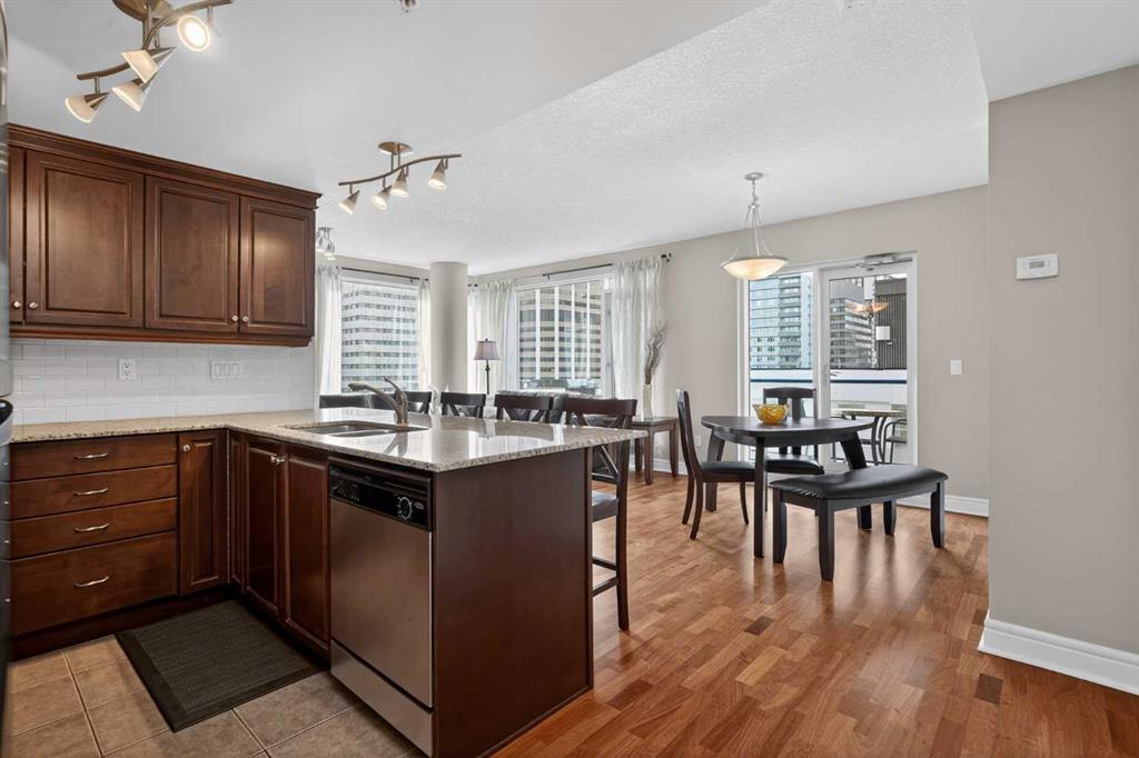 Picture for 1507, 910 5 Avenue SW