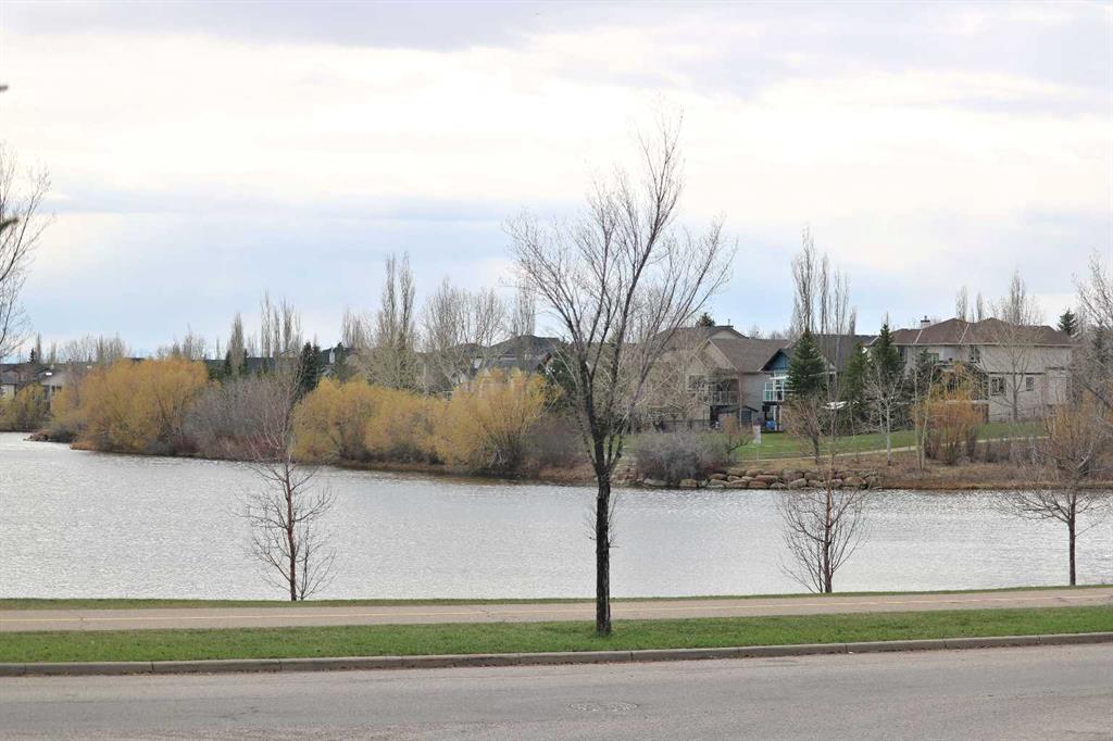 Picture for 140 Promenade Way SE