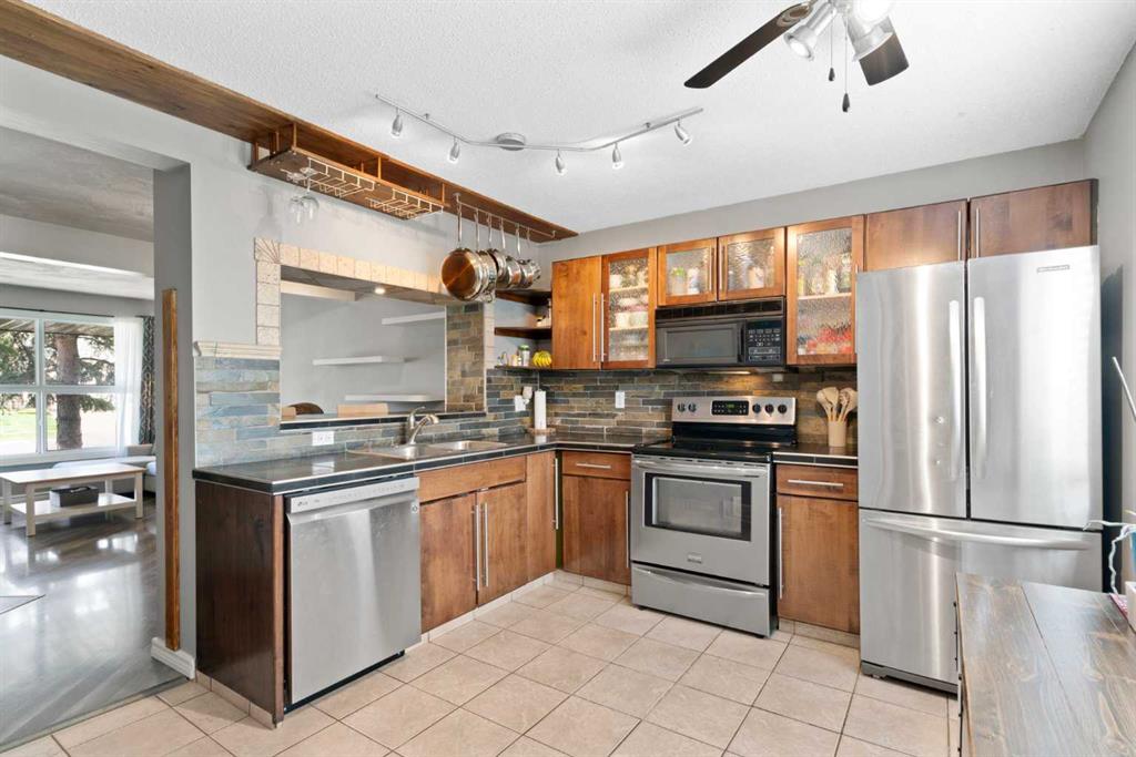 Picture for 530 Woodbine Boulevard SW