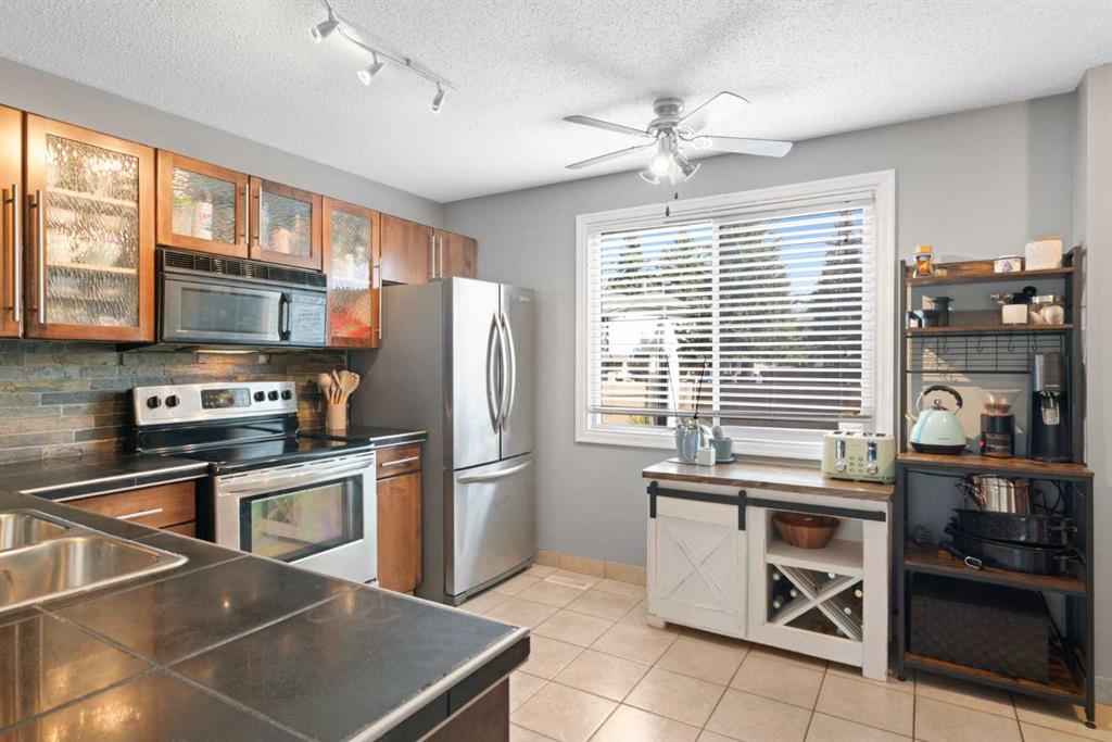 Picture for 530 Woodbine Boulevard SW
