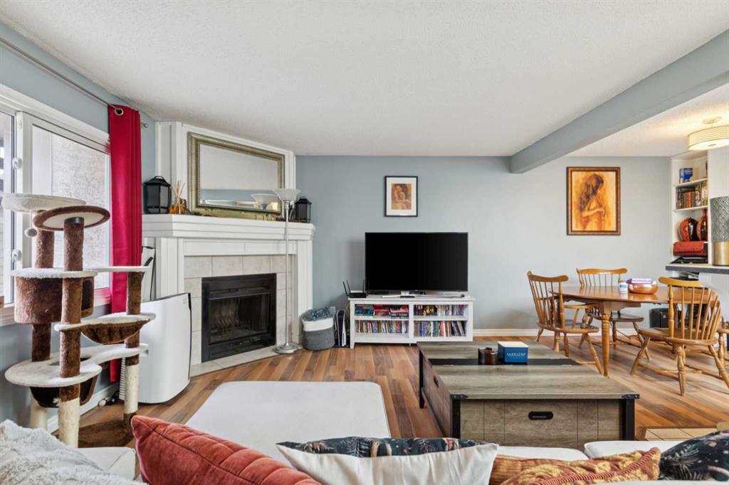 Picture for 145 Cedar Springs Gardens SW