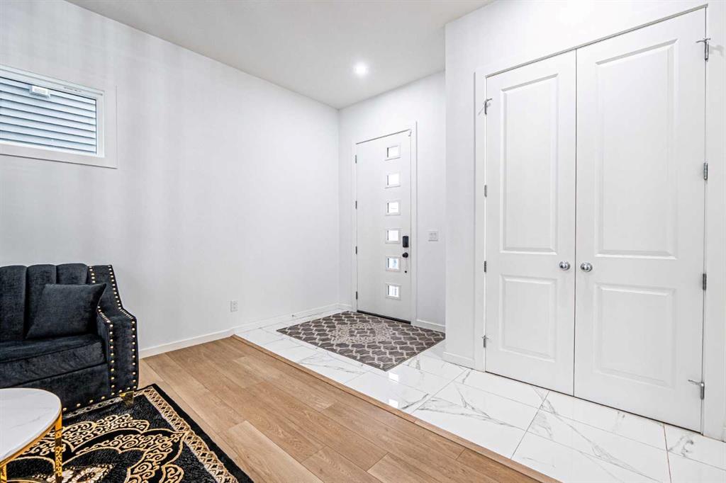 Picture for 2325 Lancaster Heights SE