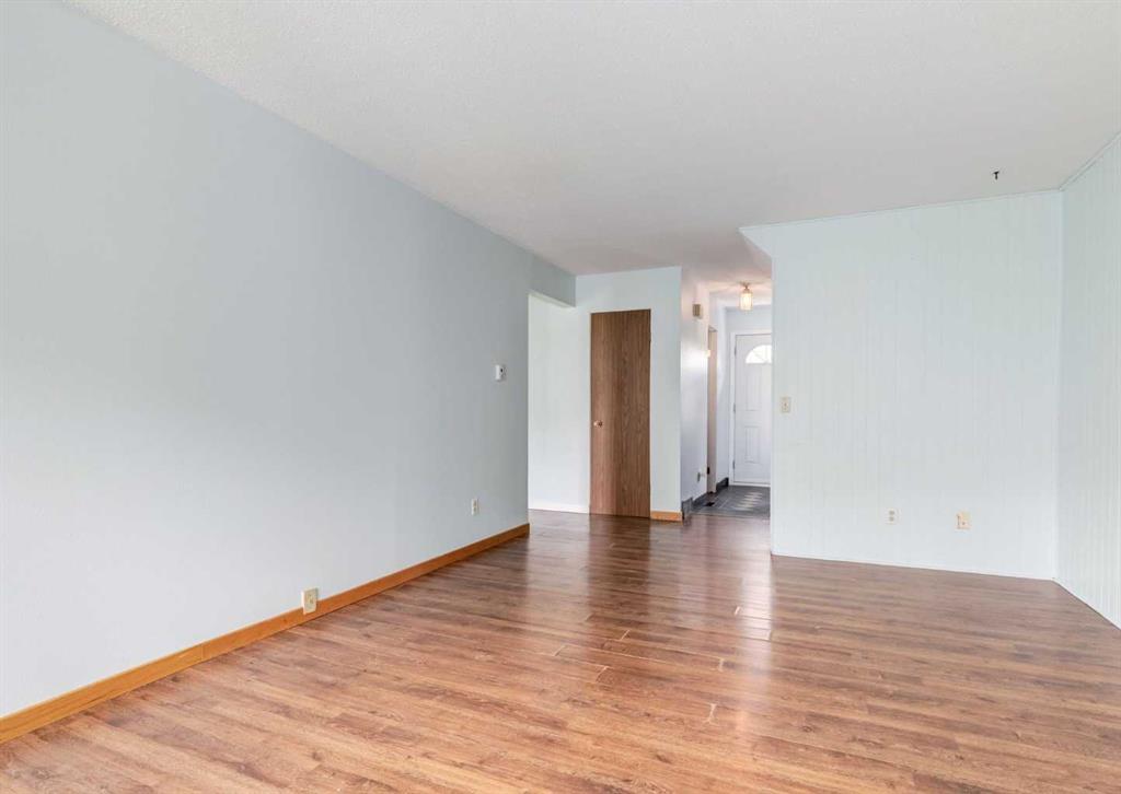 Picture for 502, 4550 47 Street SW
