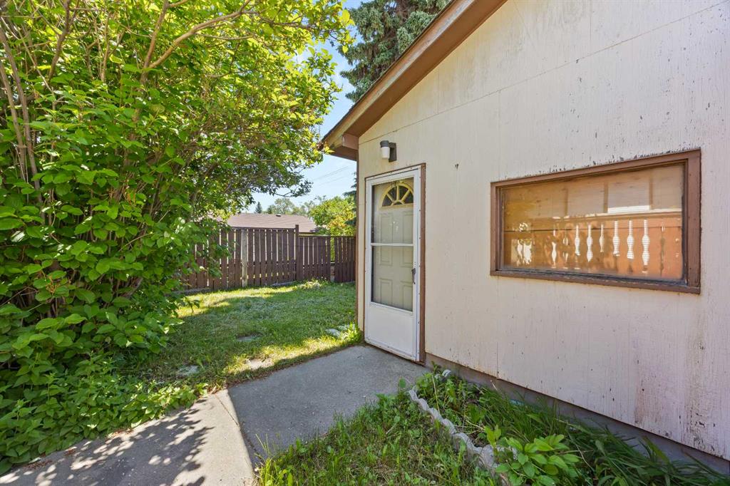 Picture for 4739 Rundlewood Road NE