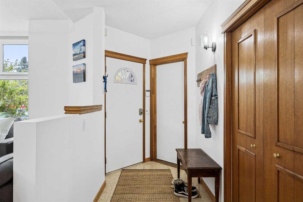 Picture for 989 Macewan Valley Road 