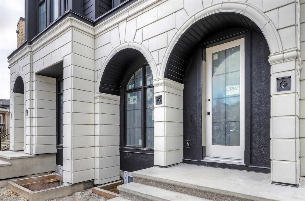 Picture for 417 22 Avenue NW