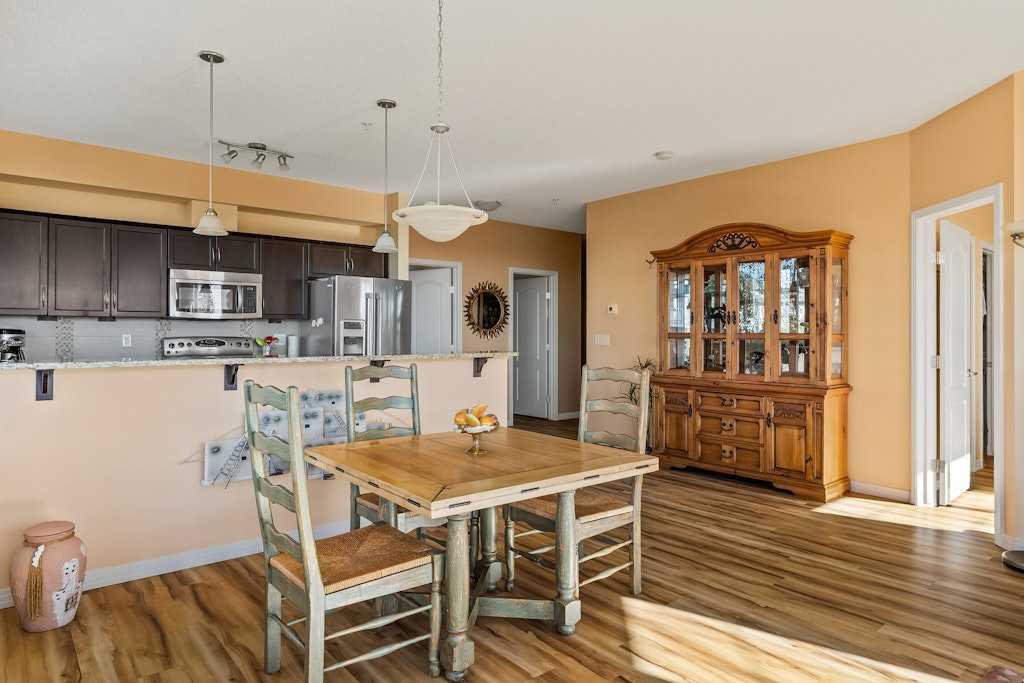 Picture for 300, 1 Crystal Green Lane  https://www.cirrealty.ca/reb/creb/51/A2266151_10.jpg