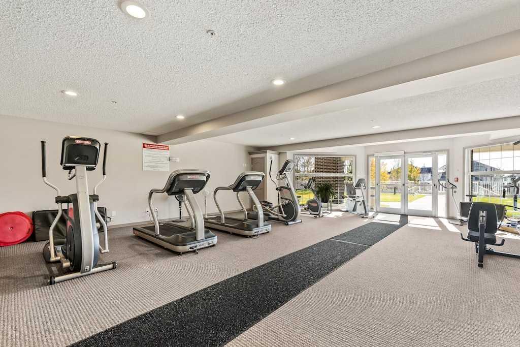 Picture for 300, 1 Crystal Green Lane  https://www.cirrealty.ca/reb/creb/51/A2266151_33.jpg