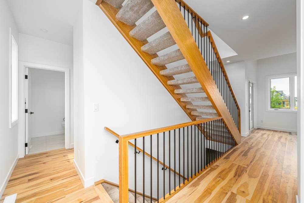 Picture for 638 Cottageclub Bend  https://www.cirrealty.ca/reb/creb/51/A2266451_8.jpg