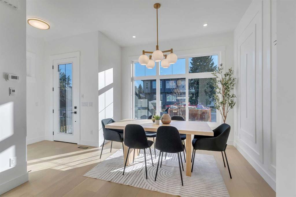 Picture for 454 22 Avenue NE