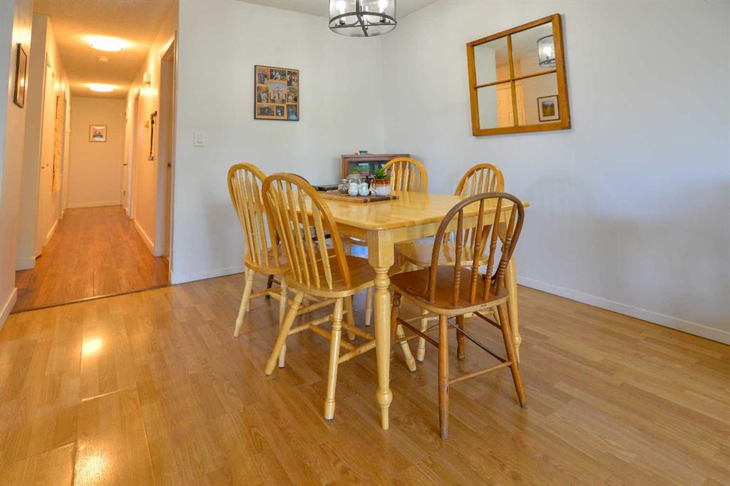 Picture for 8416 Centre Street NE