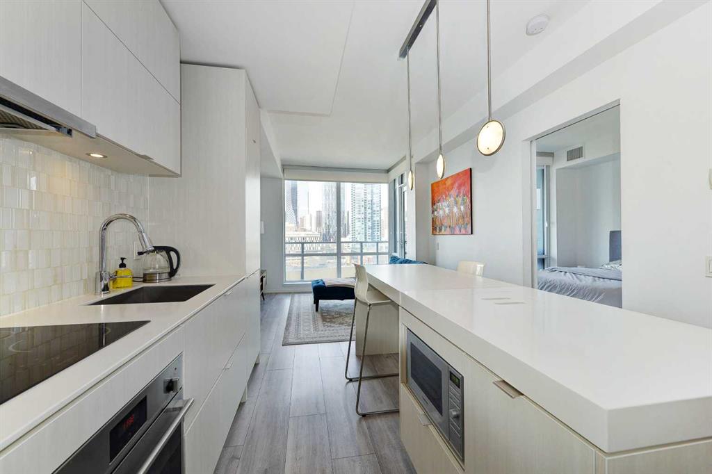 Picture for 1110, 615 6 Avenue SE