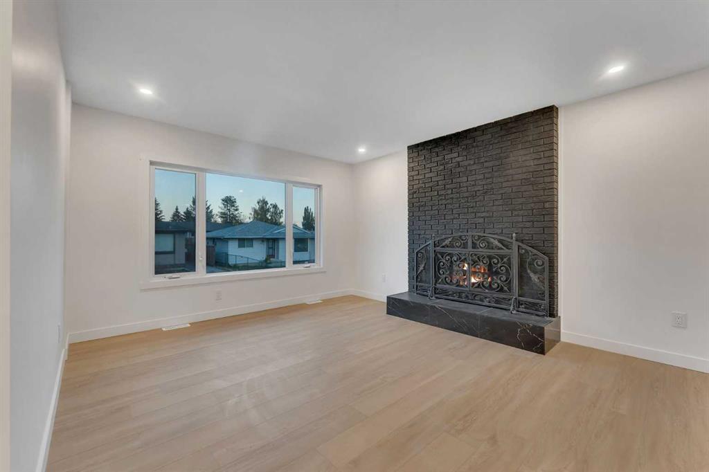 Picture for 352 Lysander Place SE