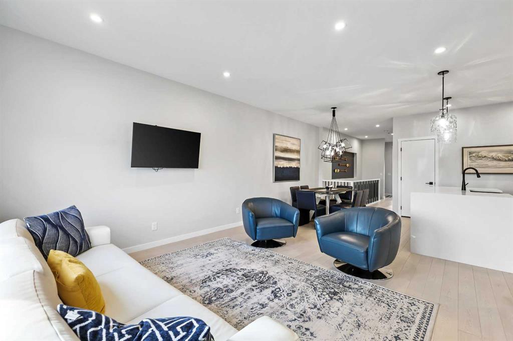 Picture for 709 Marine Drive SE